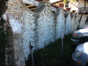 Lime stone wall during restoration using the lime mortars. Photos courtesy Merlex