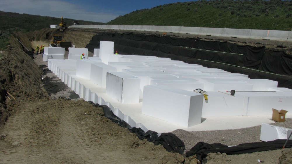 As EPS geofoam is lighter than soil, it reduces the driving block’s weight in slopes, decreasing landslide risks.