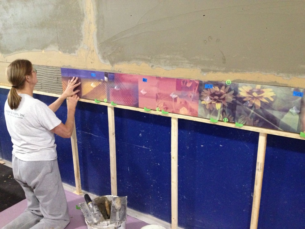 The best tile mortars for exterior installations like this mural combine bond strength with fl exibility to allow for shifts in the substrate caused by changing moisture and temperature levels. Photo courtesy Hohn & Hohn Inc.
