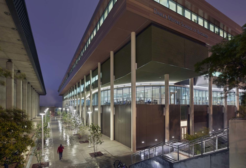 University of South Carolina’s new Darla Moore School of Business is part of the U.S. Department of Energy’s (DOE’s) Net-Zero Energy Commercial Building Initiative (CBI). Photo by Bruce Damonte.