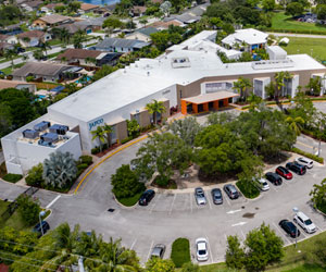 Florida facility uses high-performance coatings to colorfully restore its façade