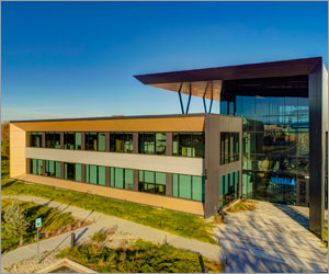 Colorado office achieves high performance with thermal curtain walls and windows