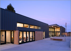 California school showcases indoor/outdoor learning spaces with skylight system