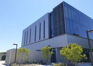 Indiana university science building enhances façade with ACM wall panels