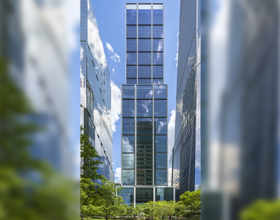 New tower in key Manhattan neighborhood mirrors NY’s street grid