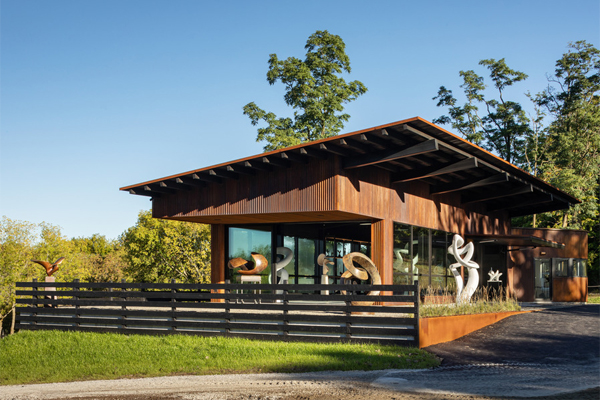Vermont firm crafts minimalistic sculptor studio in farmhouse vernacular 