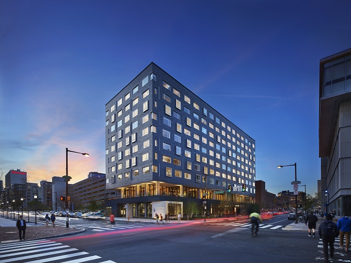 Property owners wanted the aesthetic of the Study at University City to match that of its surrounding Philadelphia neighborhood. Photos courtesy DIGSAU/PCI