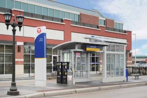 Constructed of aluminum and finished in a clear anodize, the bus rapid transit (BRT) shelters in Minnesota offer high-traffic durability in an urban setting. Photo courtesy Duo-Gard Industries