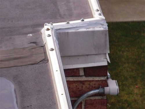 Figure 2: This outer perimeter sheet metal edge detail would indicate two discrete roof systems. However, this cannot be confirmed as the roof audit was cursory and non-invasive to the system assembly.