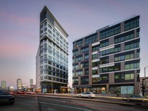 With Boston’s Bower mixed-use complex, The Architectural Team (TAT) showcases urban transformation and innovation. Photo courtesy TAT